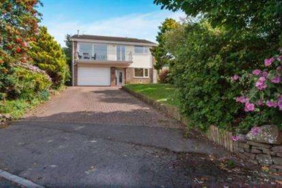 5 bedroom Detached f...